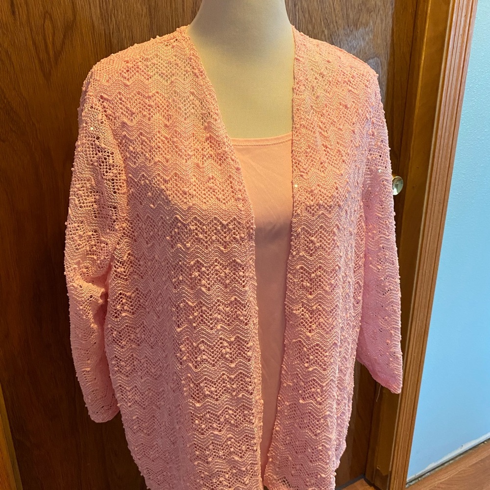 Pink lace cardigan with matching tank .size XXL